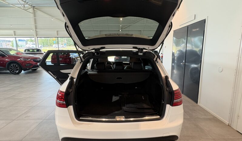 Mercedes-Benz C200 4Matic AMG-Line -2019 full