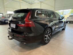 Volvo V60 T6 TwE AWD Momentum -2020 full