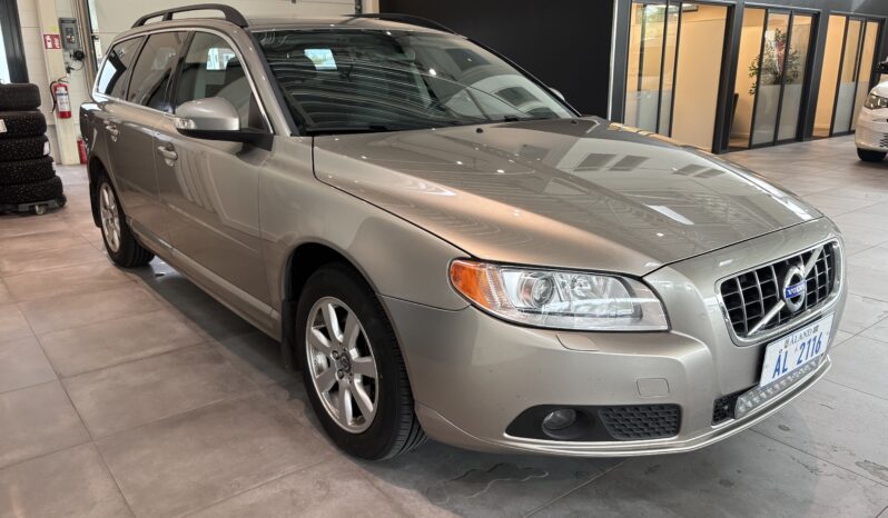 Volvo V70 D3 6vxl Momentum- 2010 – Ålandssåld full