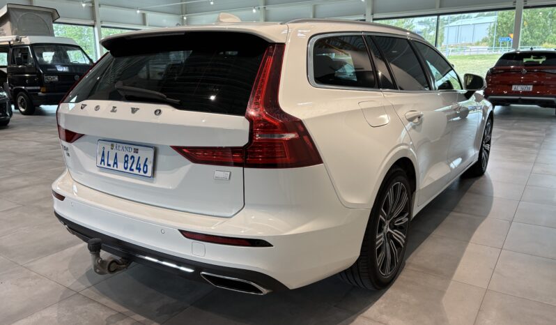 Volvo V60 T6 TwE AWD Inscription -2021 full