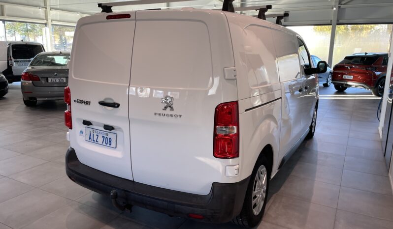 Peugeot e-Expert M 75kWh -2021 -Ålandssåld -Momsbil full