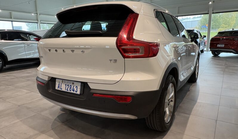 Volvo XC40 T3 Momentum -2020 full