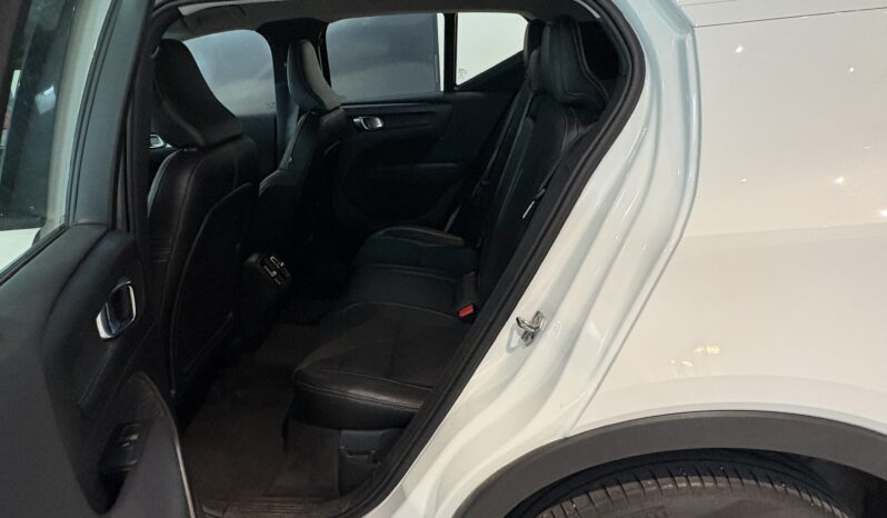 Volvo XC40 T3 Momentum -2020 full