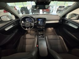 Volvo XC40 T3 Momentum -2020 full